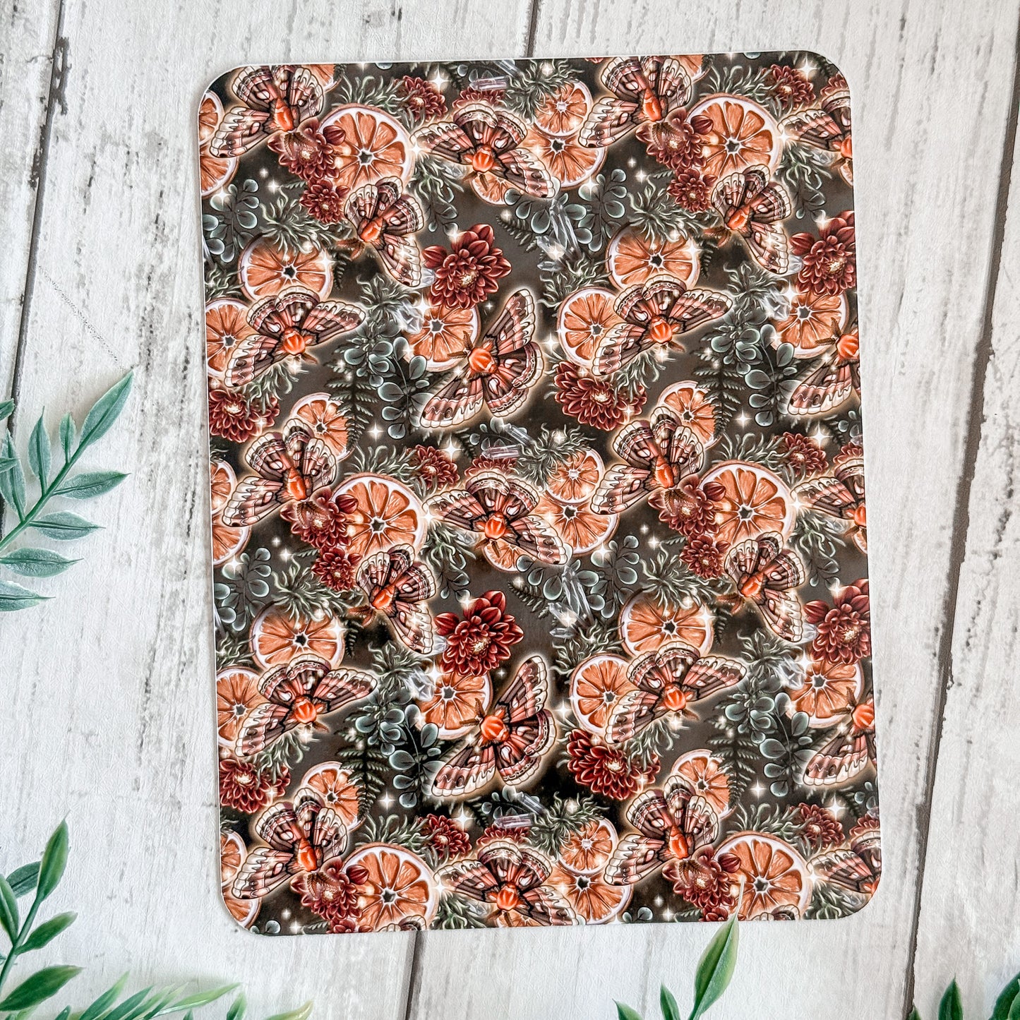 Yule Moth Kindle Insert