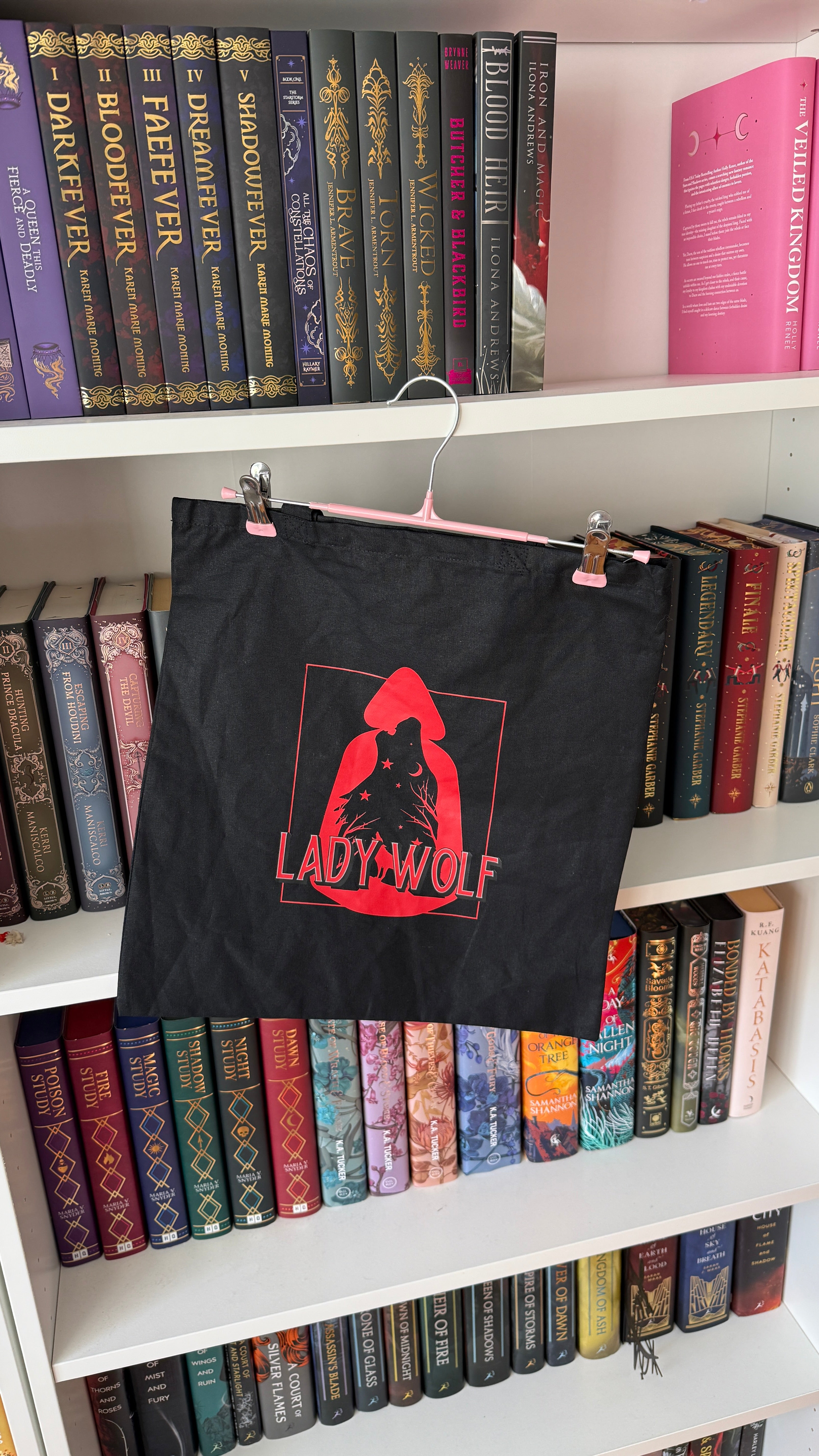 Lady Wolf Tote Bag