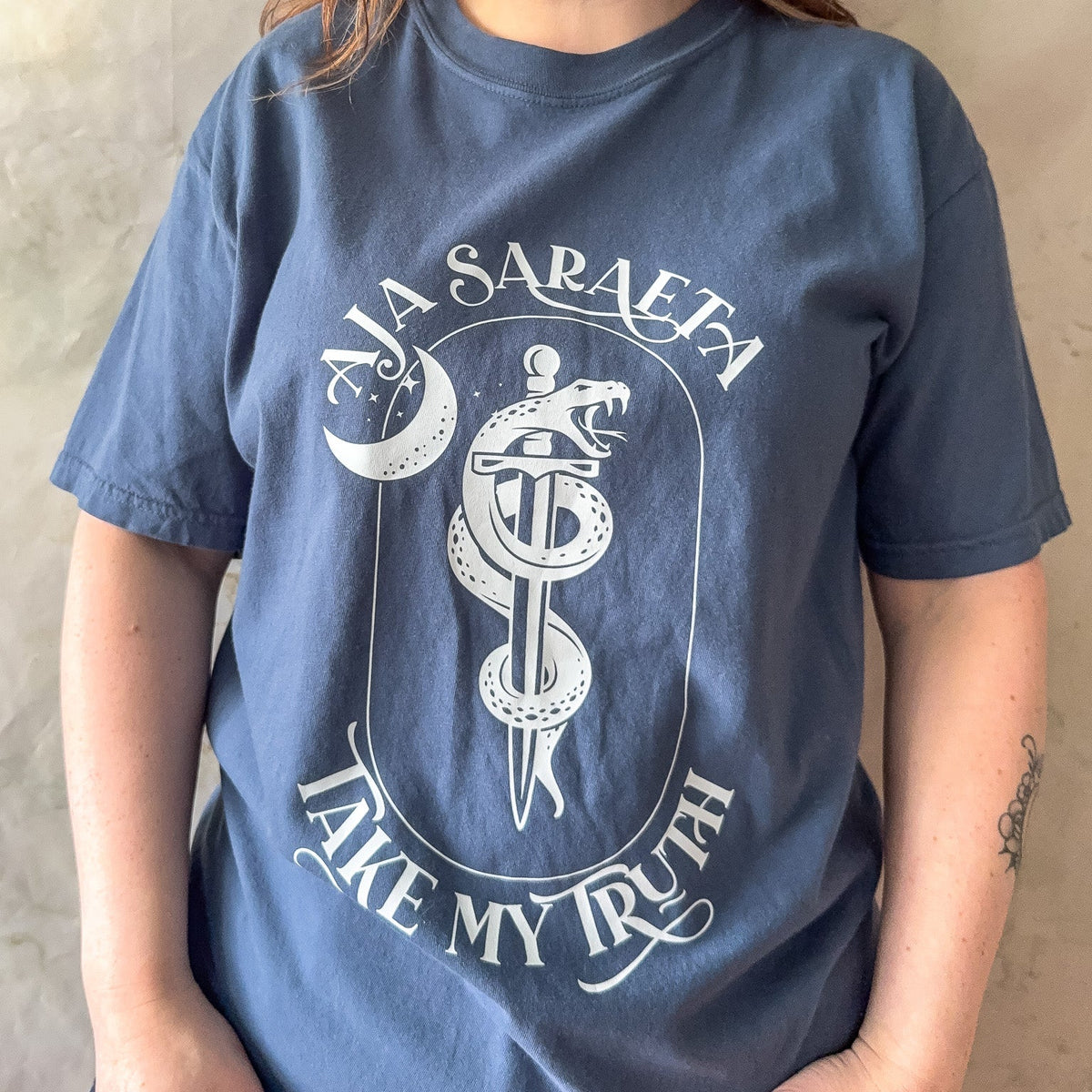 Aja Saraeta Tee [Sample]
