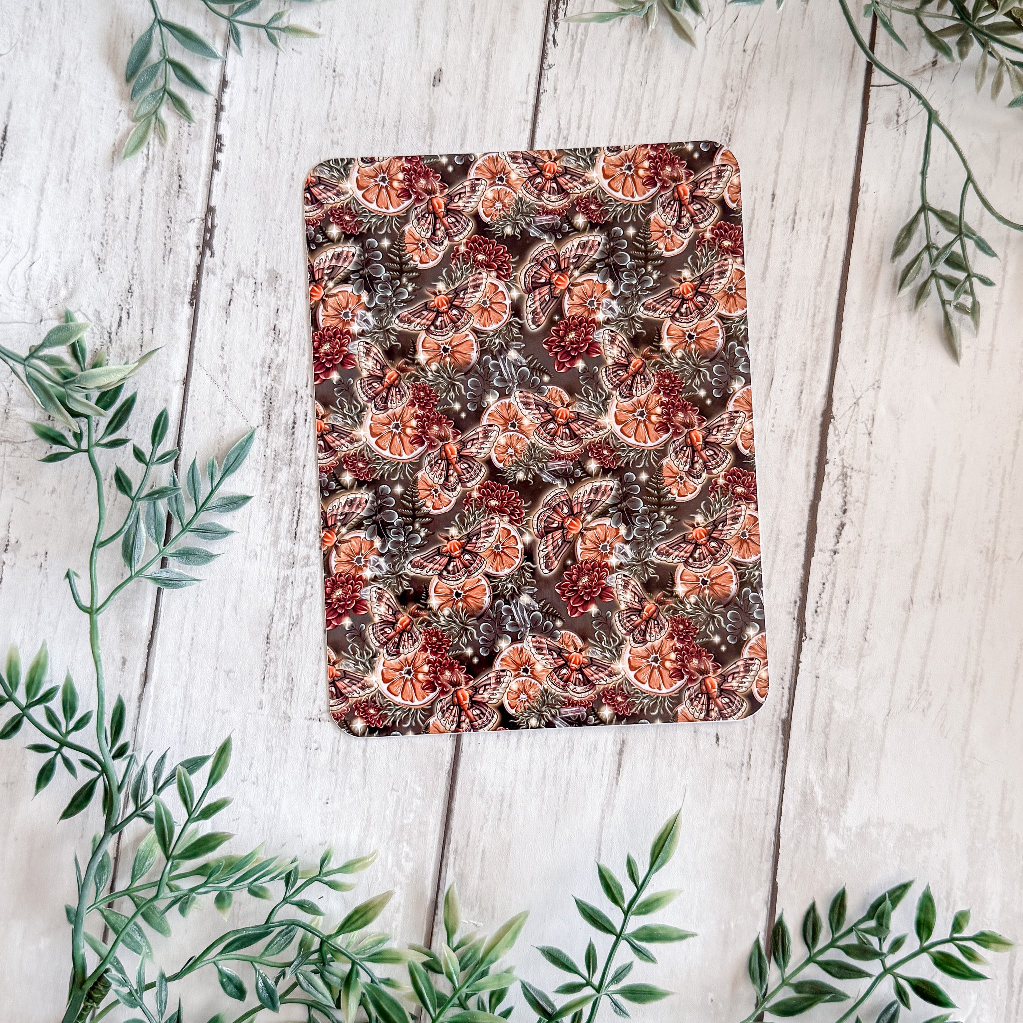 Yule Moth Kindle Insert