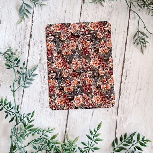 Yule Moth Kindle Insert